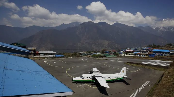 आजदेखि हवाई भाडादर घट्यो, कुन ठाउँको लागि कति घट्यो?