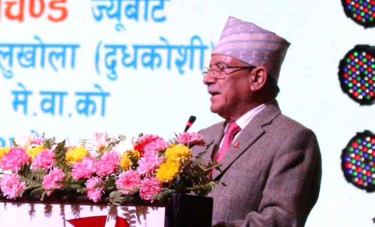हाइड्रोजन गाडी चढ्ने विषयमा मन्त्रिपरिषद कार्यालयमा छलफल गर्दै छु: प्रधानमन्त्री प्रचण्ड
