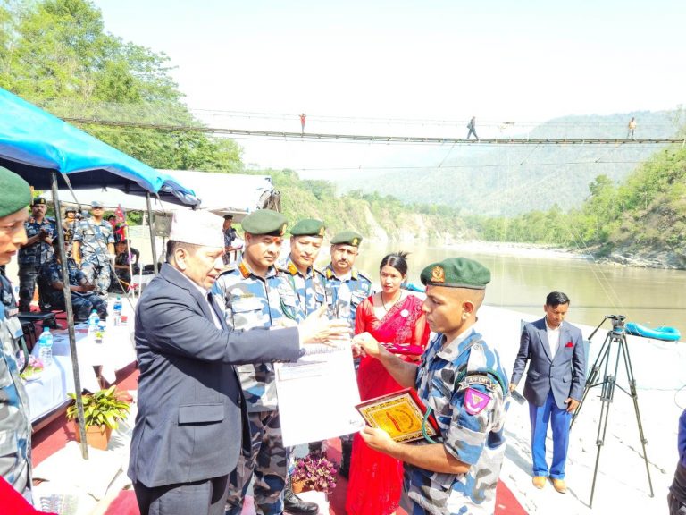 विपद व्यवस्थापनमा सशस्त्र प्रहरीको भूमिका अग्रणी छ: गृहमन्त्री