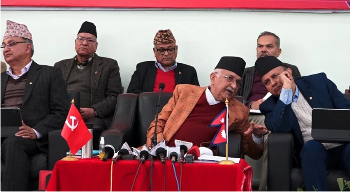 ओलीको आशंका: गणतन्त्र कमजोर बनाउन सरकारकै संलग्नता