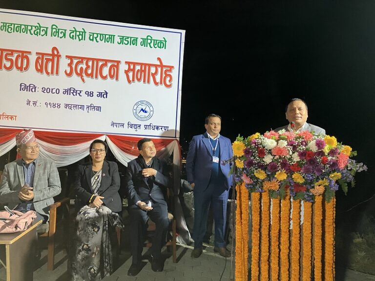 सडकले अनुमति नदिंदा विद्युतीय तार भूमिगत गर्ने काम बेवारिसे बन्यो: घिसिङ