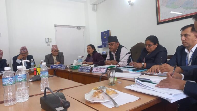 सांसदले छोरोको काम गर्न दिइएको घुसबारे छानविन हुँदैछ: शिक्षामन्त्री