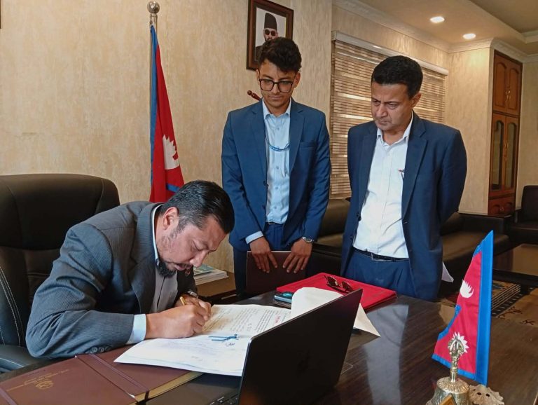 ऊर्जा र जलस्रोतमा ३२ बुँदे सुधार योजना: मन्त्री श्रेष्ठद्वारा समयसीमासहित निर्देशन